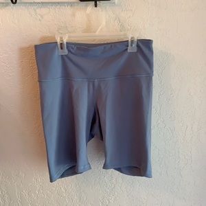 Light powder blue Old NavyActive Powerpress bike shorts
